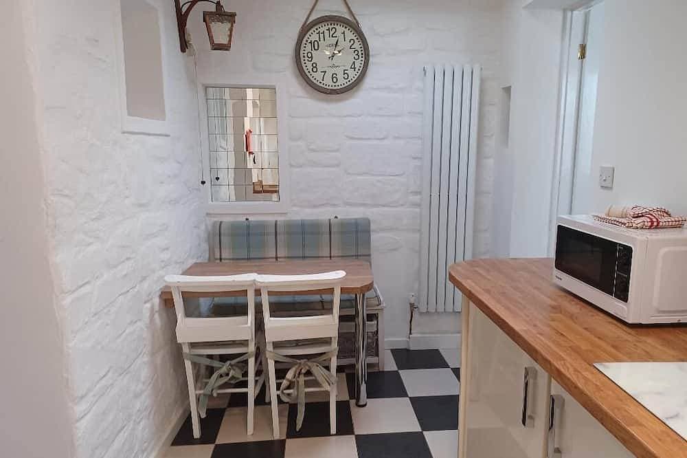Foto 11 von 22: Cottage close to Beach, Pub & Amenities