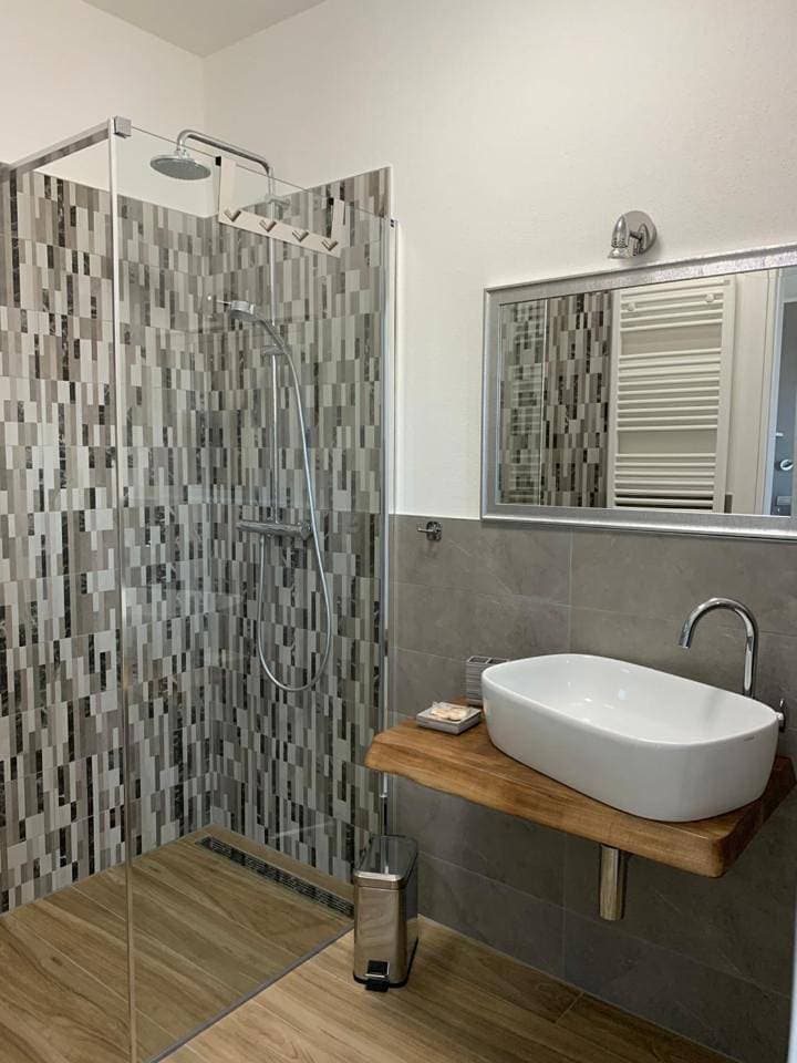 Foto 13 von 13: Quadruple Room with Lake View