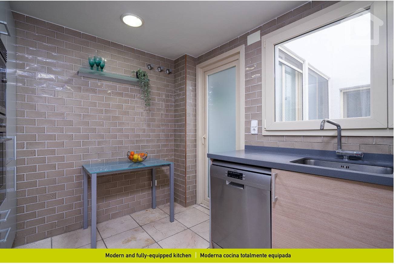 Foto 10 von 65: Ferienwohnung für 4 Personen mit Pool