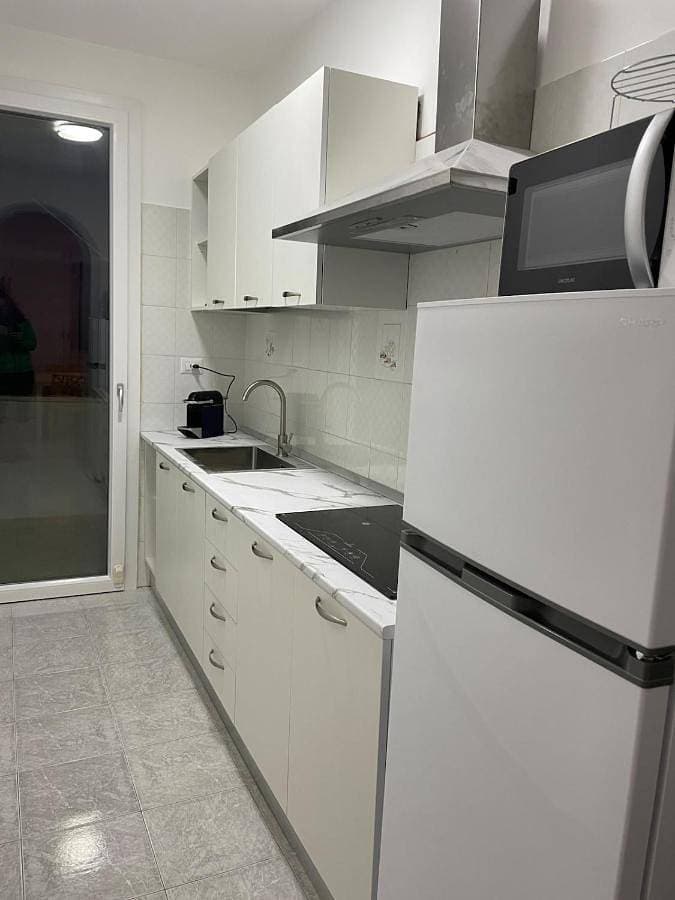 Foto 5 von 46: Two-Bedroom Apartment