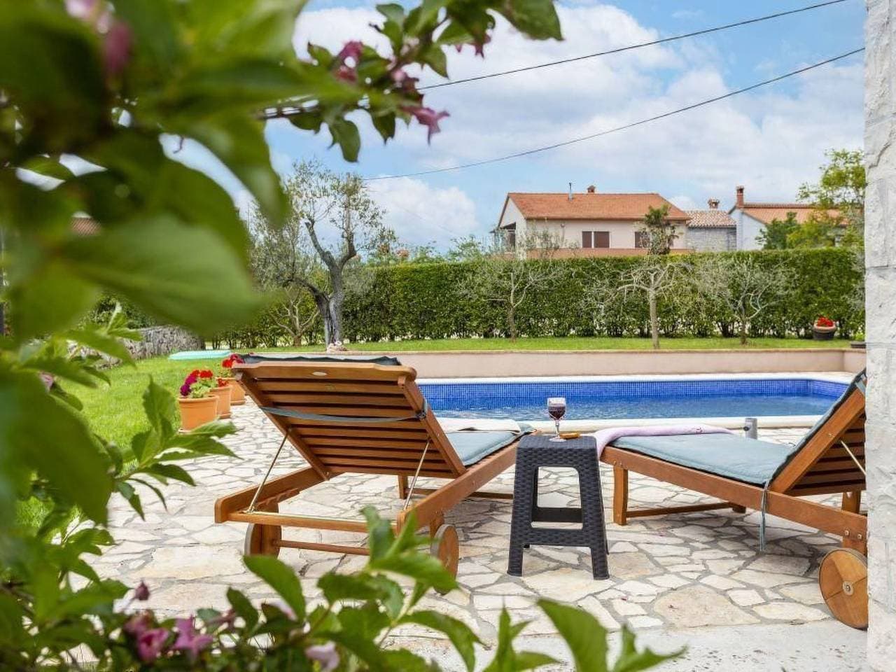 Foto 10 von 29: "Villa Mirela" mit Terrasse