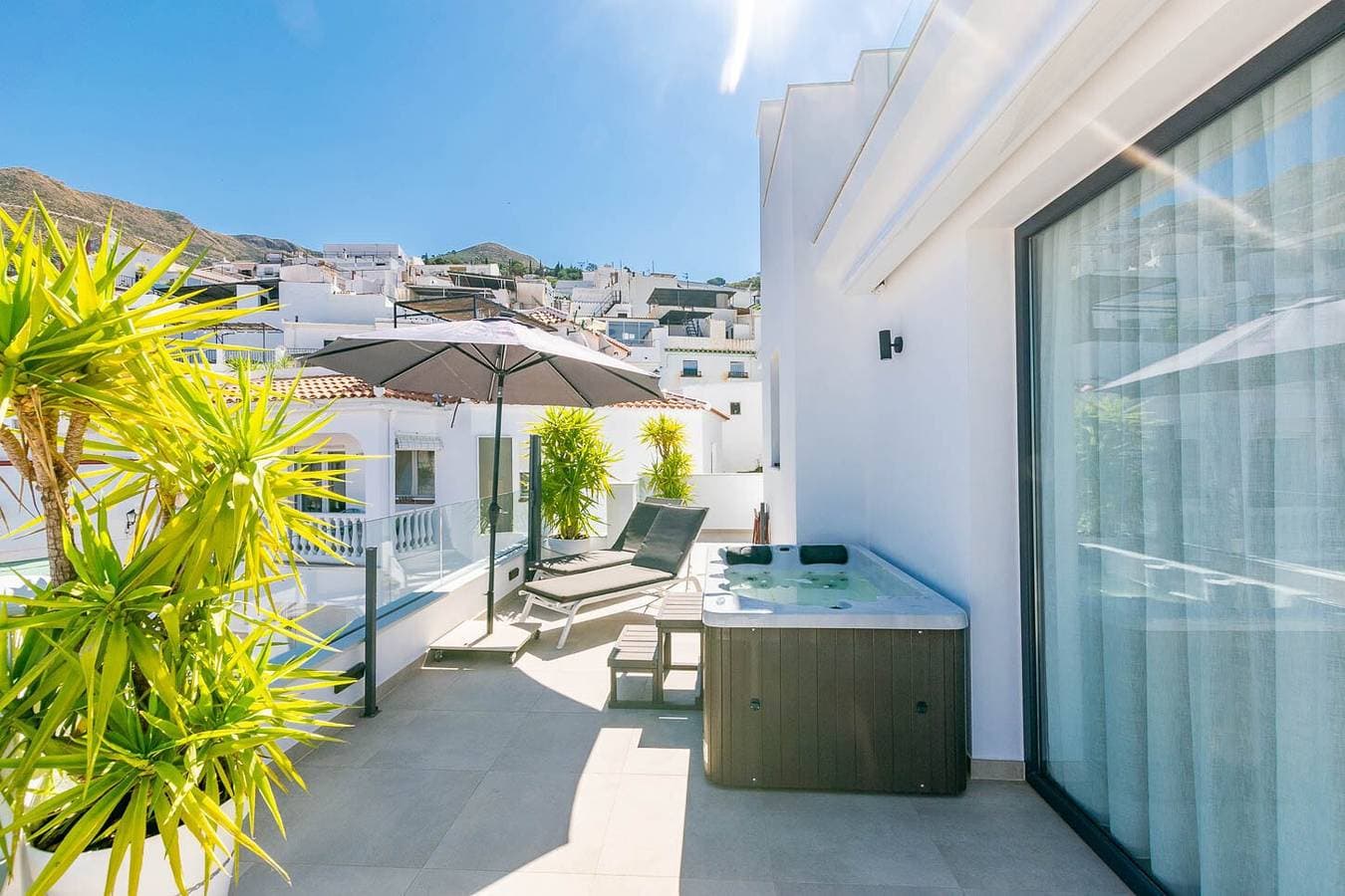 1 Bedroom Apartment in Cómpeta 1