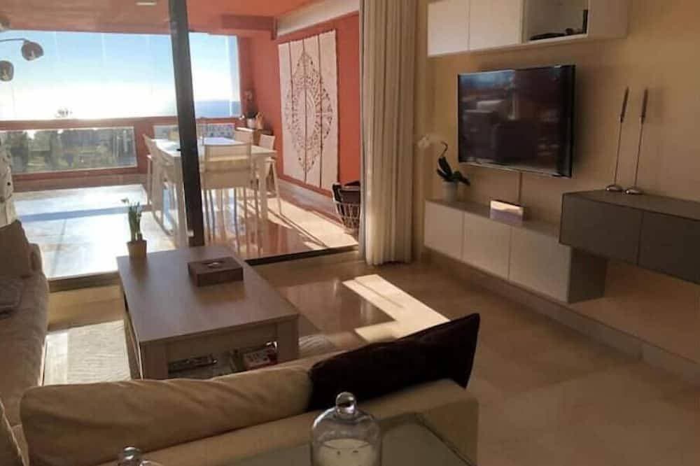 Foto 7 von 15: Magnifique vue mer et Golf de Dona Julia Sans rue Devant Vous , Très Calme