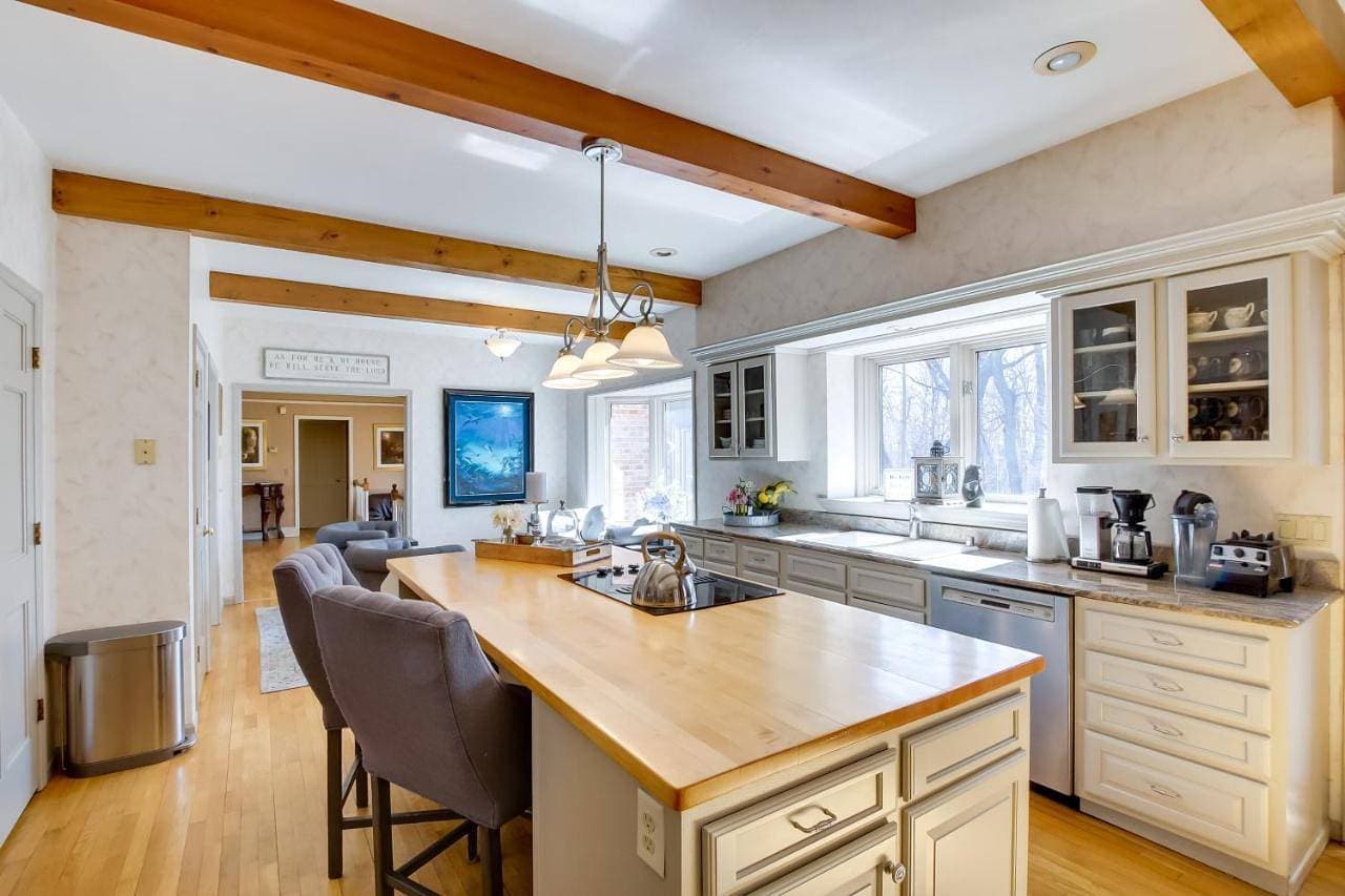Spacious & Secluded Madison Home Near Dtwn! 1