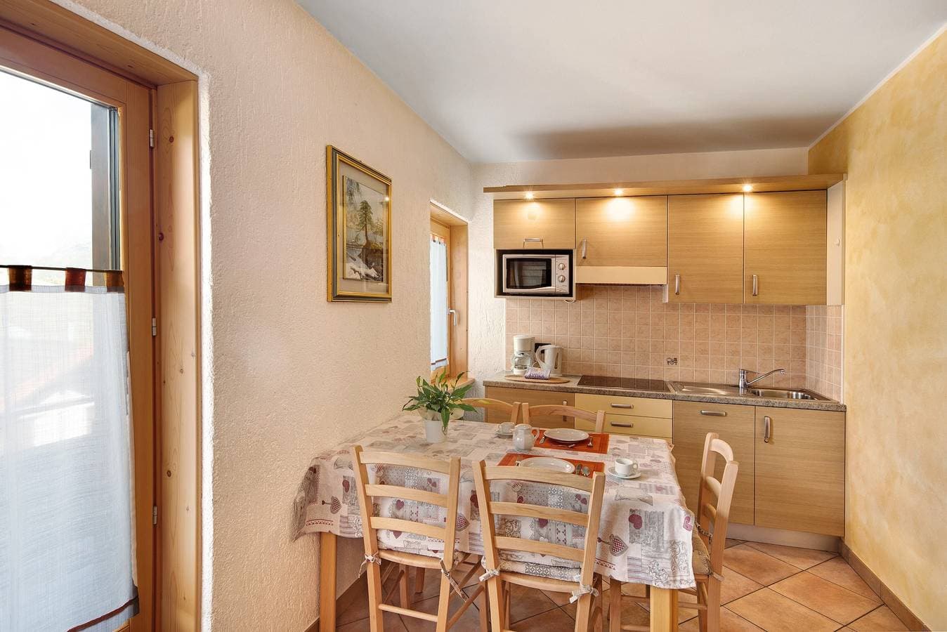 Foto 5 von 24: Ferienwohnung Residenz Attila Panorama mit Bergblick, Balkon und WLAN