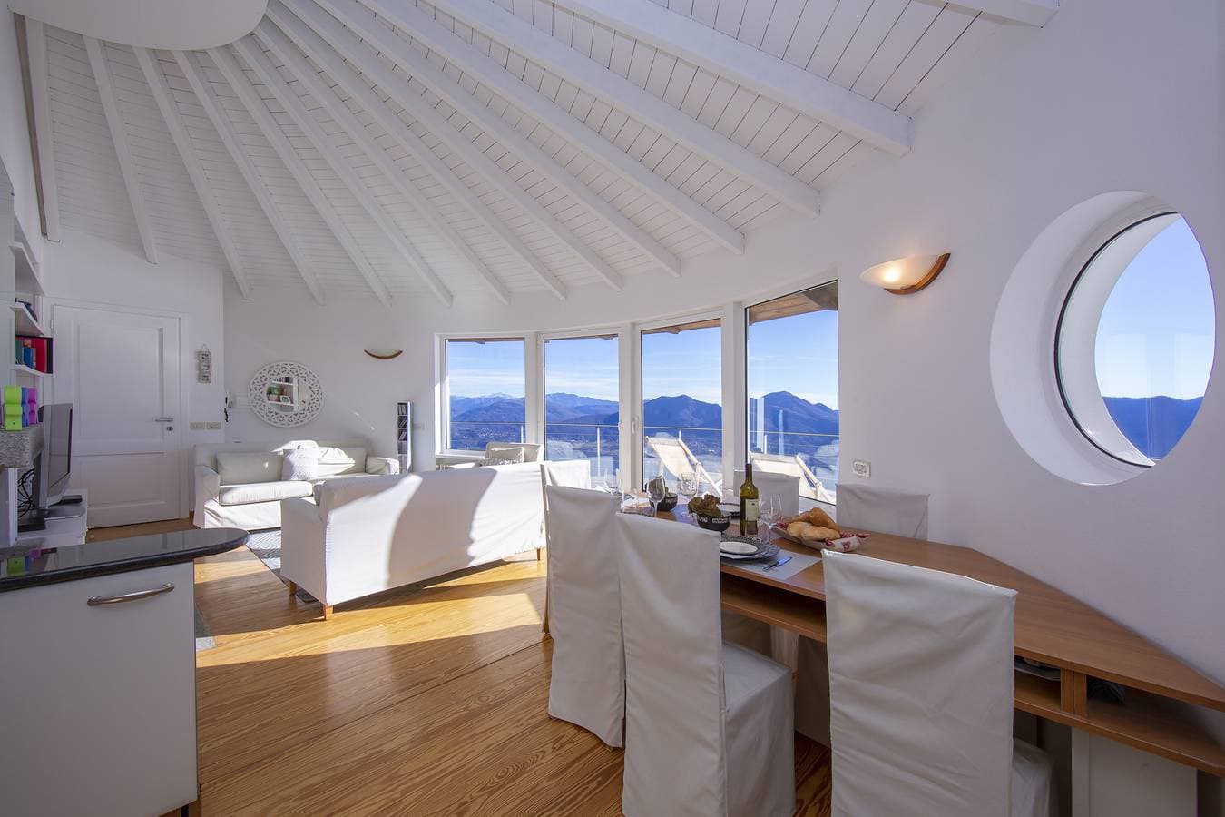 Foto 10 von 20: The Perfect View in a Premeno Penthouse