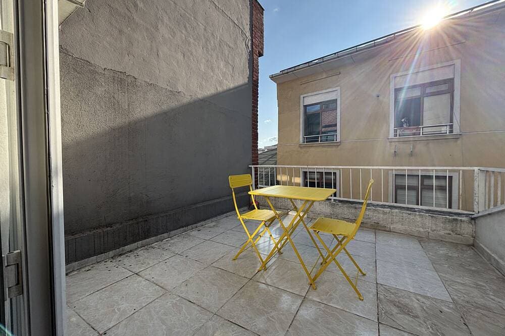 Foto 13 von 14: Modern Studio |Private Terrace | Historic Istanbul