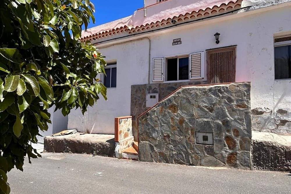 Foto 7 von 14: Apartment 'Alquilaencanarias Plaza De Alojera' mit WLAN