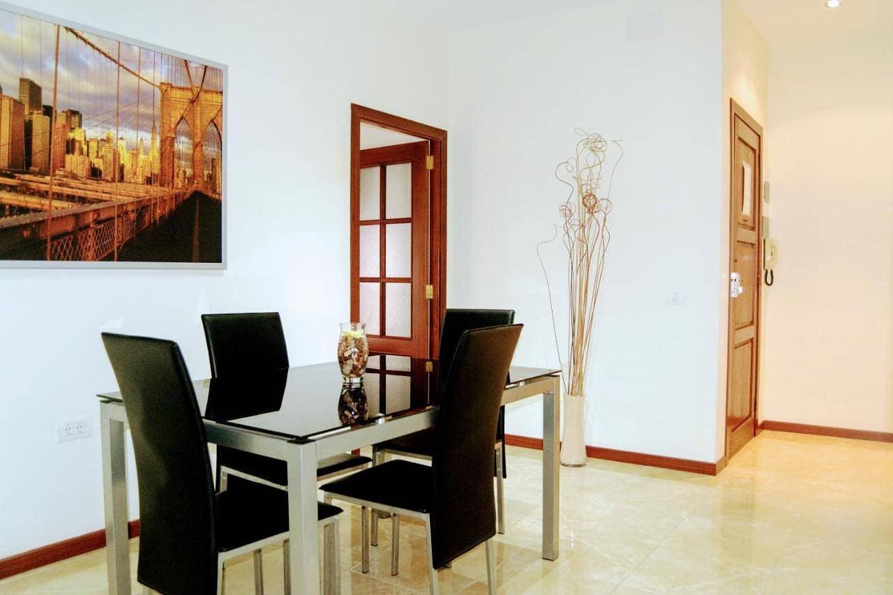Urban Flat 1
