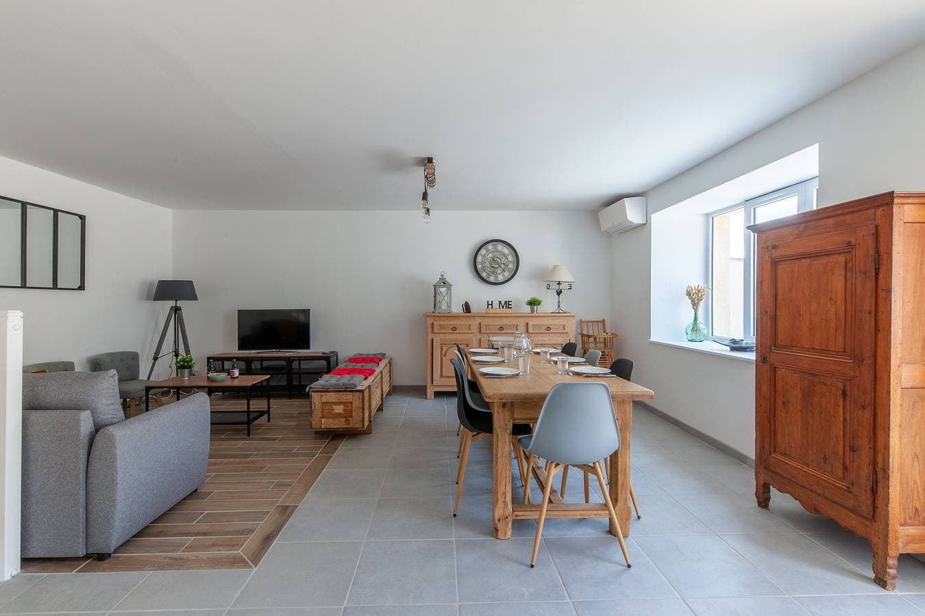 Foto 2 von 14: Ferienhaus für 8 Personen mit Terrasse