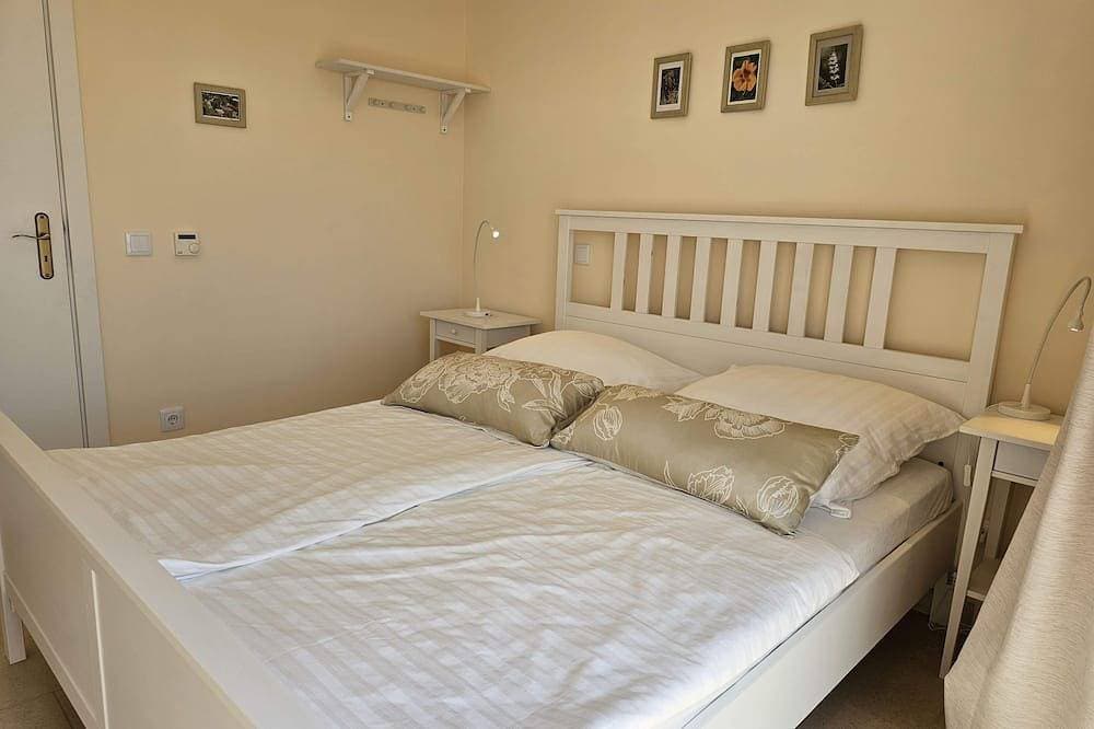 Foto 4 von 26: Apartamento no 1º Andar em Moradia no Campo