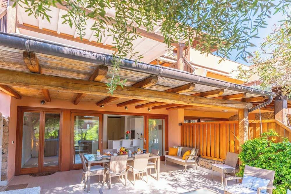 Flat with garden - Just steps from the beach 1