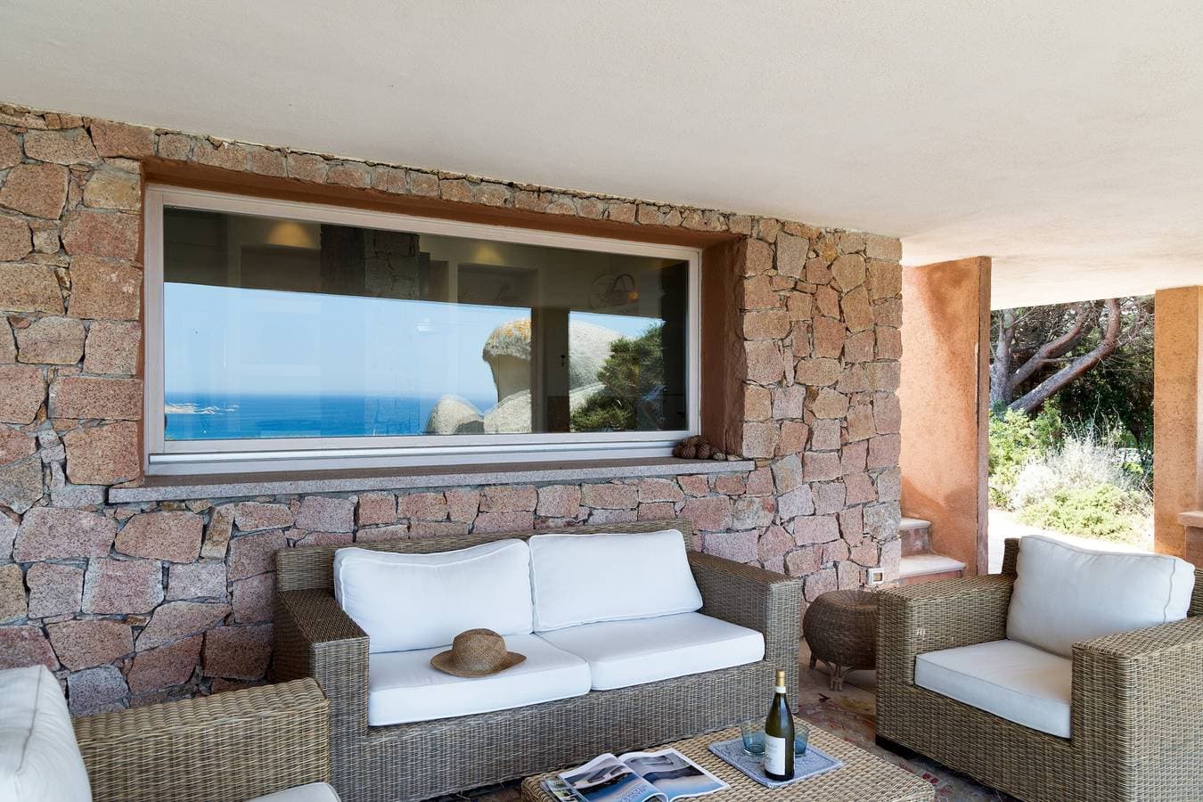 Foto 4 von 32: Villa 'I Graniti' in Strandnähe mit Meerblick, Patio, Klimaanlage und WLAN