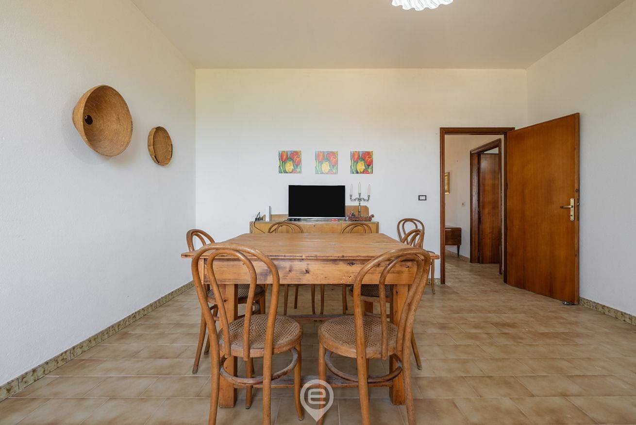 Foto 9 von 42: Ferienwohnung für 5 Personen mit Garten