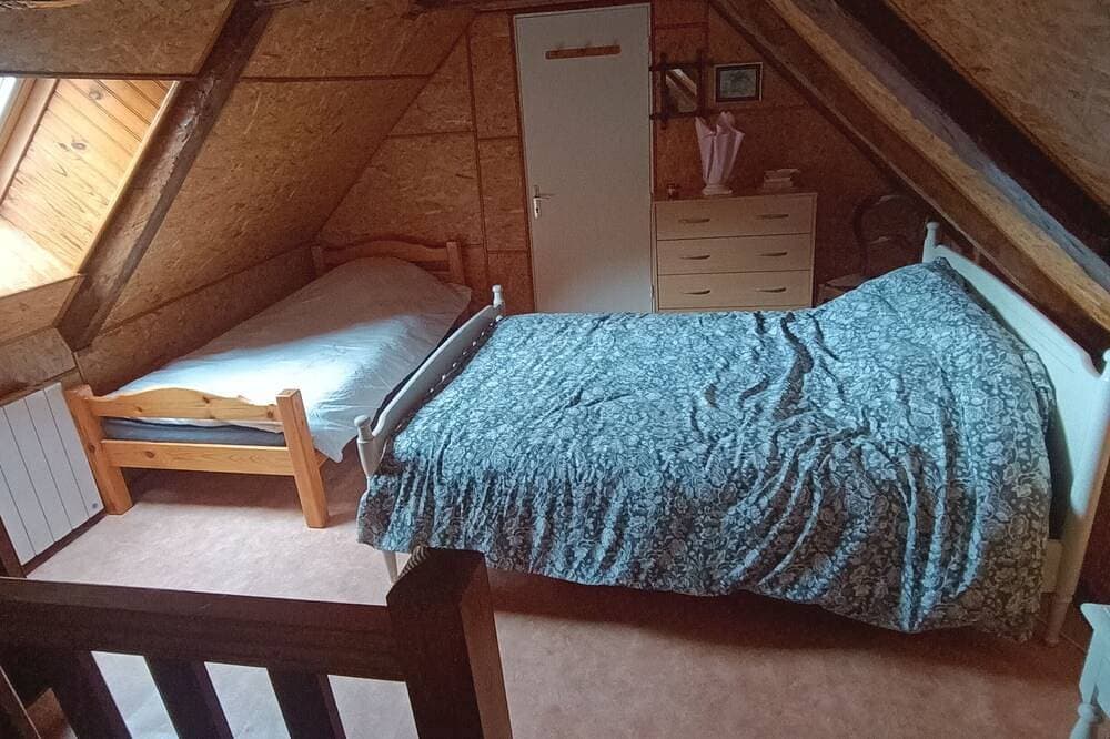 Foto 3 von 10: Gite de la Couze authentic Auvergne house ideal for nature lovers