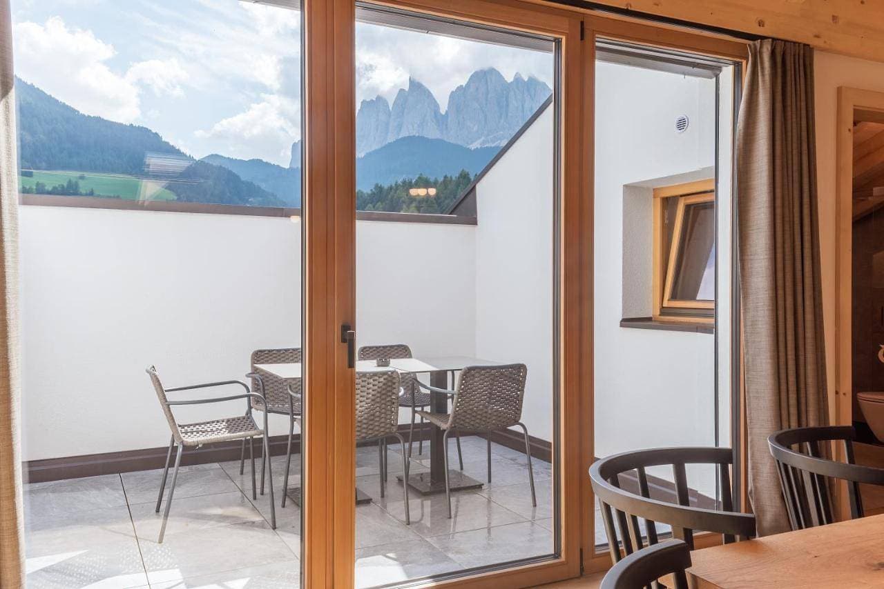 Foto 5 von 14: One-Bedroom Apartment with Balcony and Mountain View