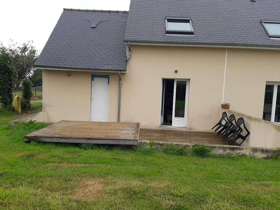 Foto 8 von 9: Two-Bedroom House