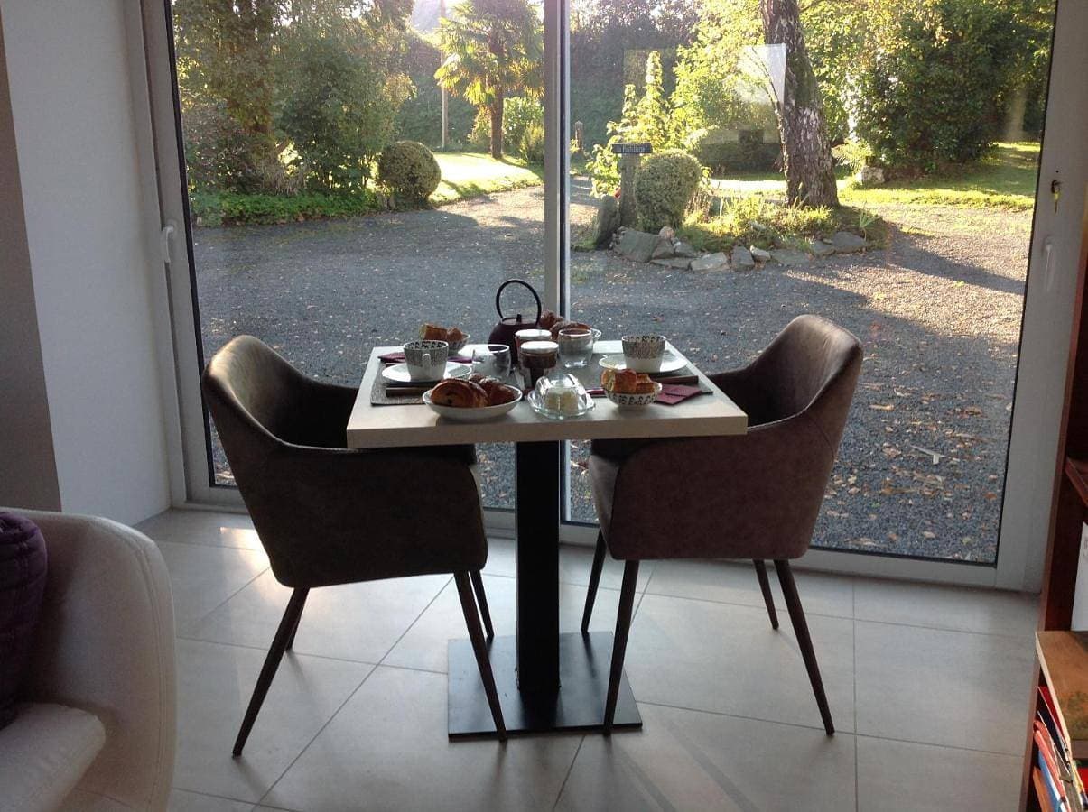 Foto 2 von 10: Double Room with Garden View
