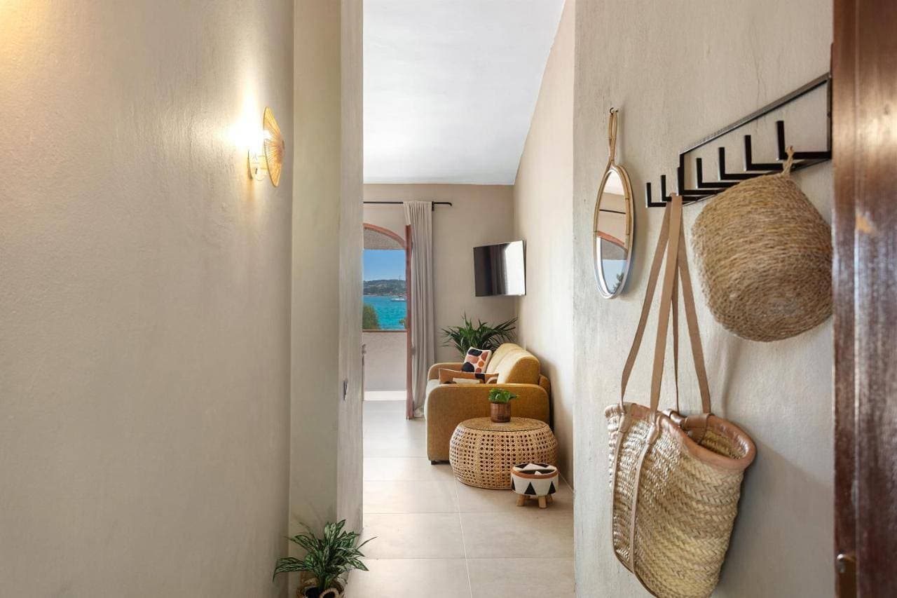 Foto 4 von 35: One-Bedroom Apartment with Balcony and Sea View