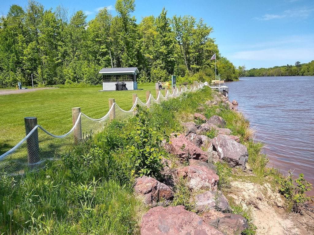 Foto 4 von 30: Privater Campingplatz am Wasser