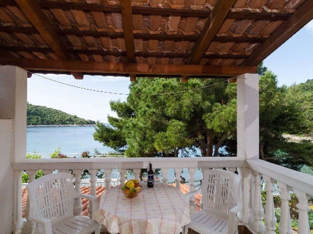 Apartments Franka Saplunara-Double Room with Terrace and Sea View 1