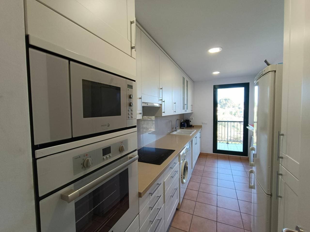 Foto 6 von 58: Ferienwohnung für 6 Personen mit Balkon