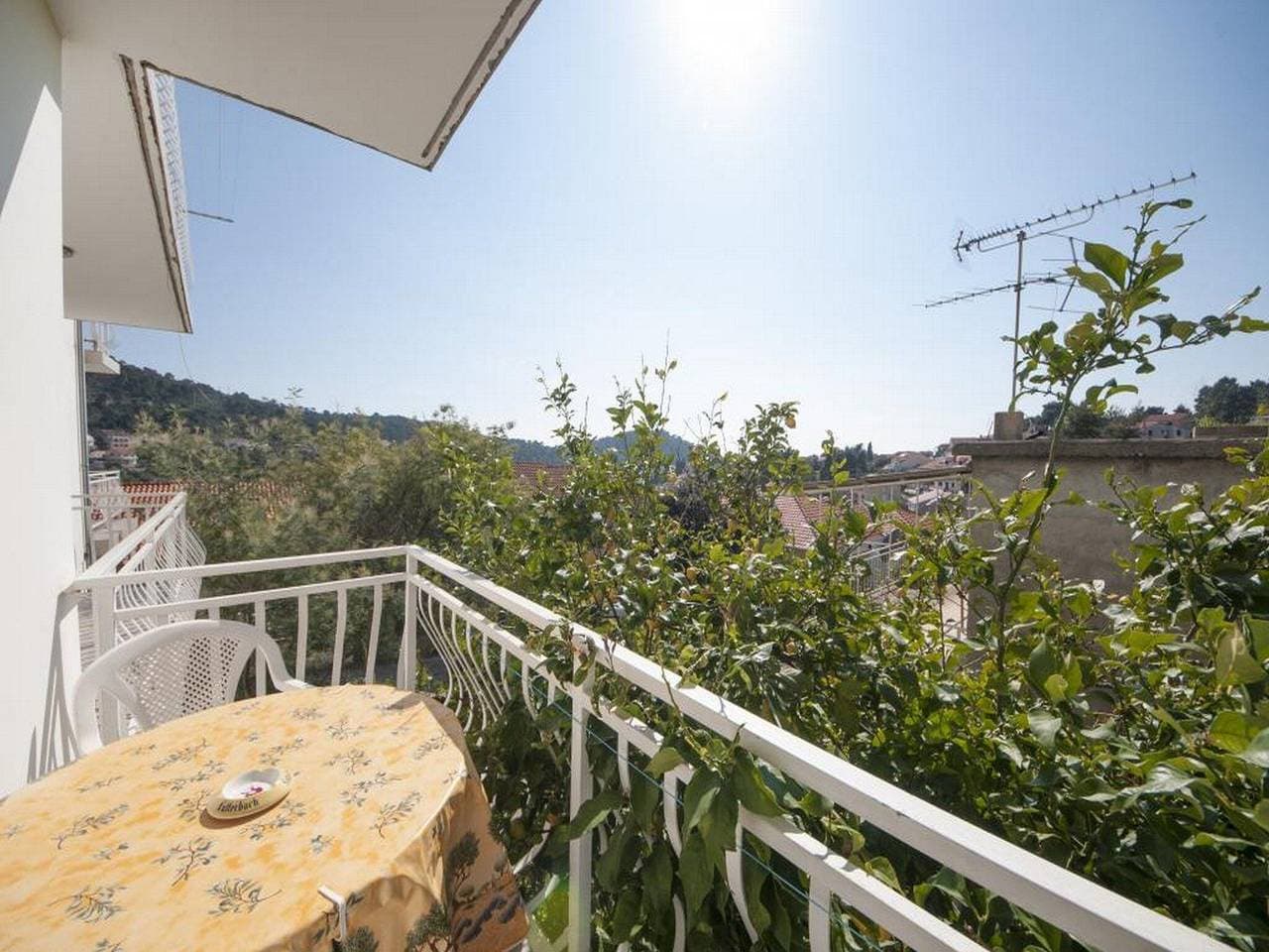 Foto 7 von 25: Bertie's Lodge - Comfort One Bedroom Apartment with Balcony and Sea View(A3)