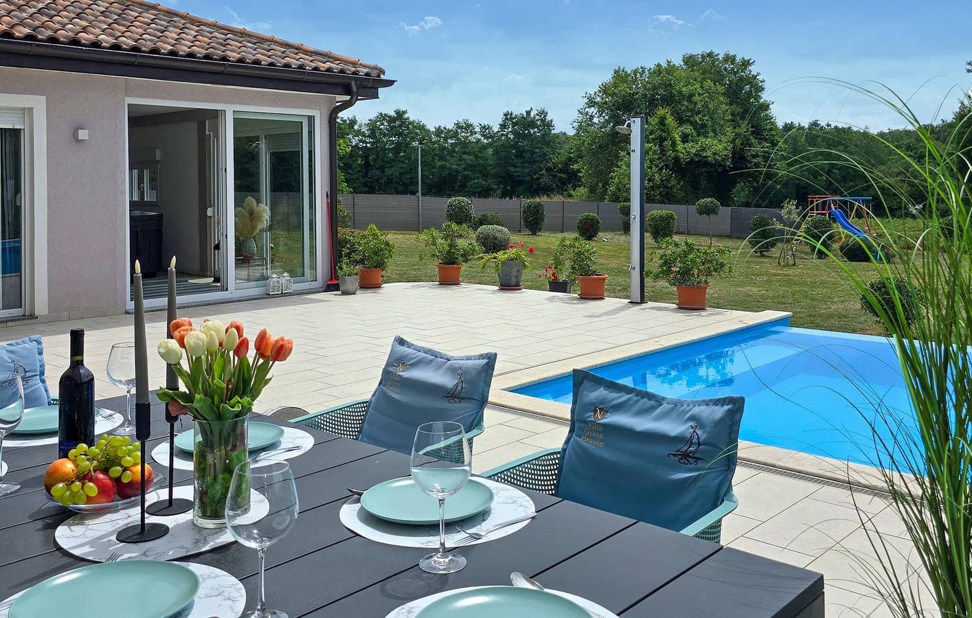 Foto 10 von 58: Geräumige 128 m² große Wohnung mit Pool, WLAN, Klimaanlage und Parkplatz
