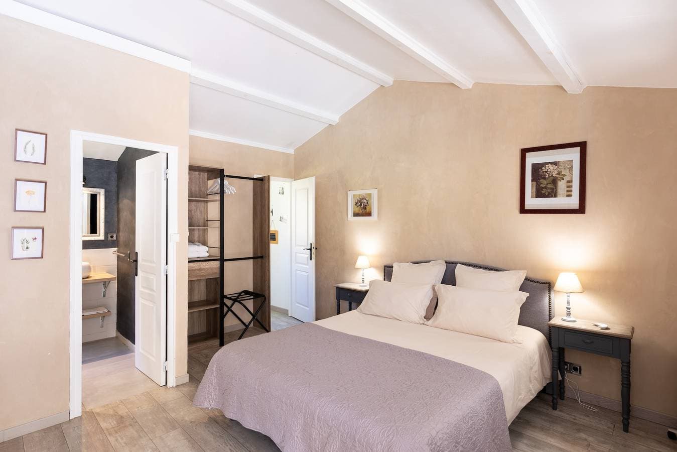 Foto 3 von 24: Gästezimmer „Santa Maria“ mit Bergblick, WLAN und Klimaanlage