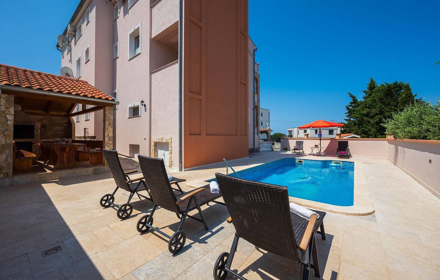 Foto 5 von 32: Gemütliche Ferienwohnung mit Pool, WLAN und Strand in der Nähe