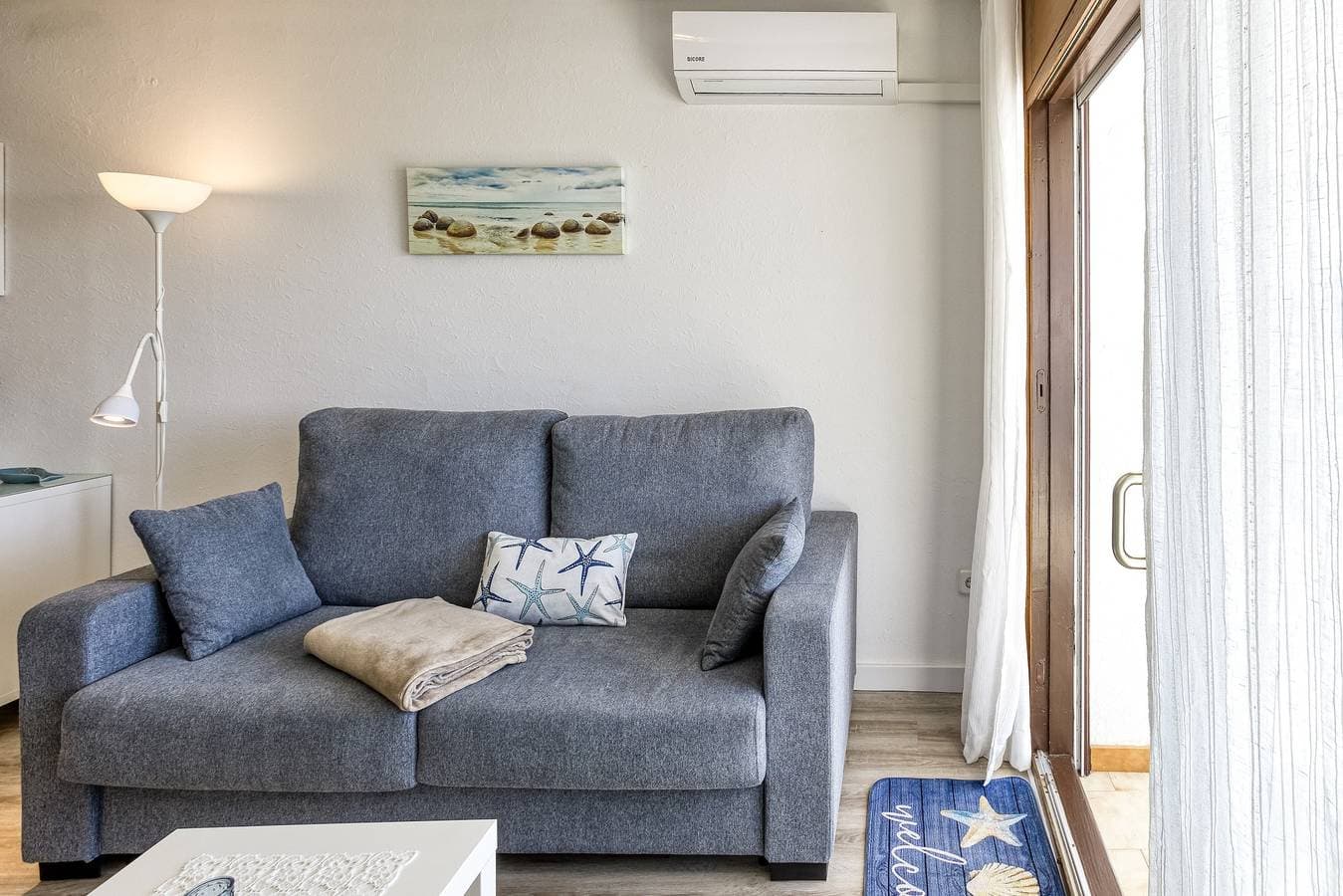 Foto 3 von 27: Apartment 'Salins 3' mit Meerblick, WLAN und Klimaanlage