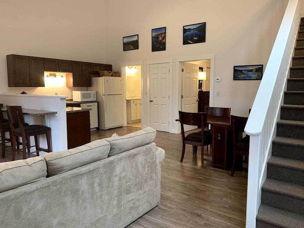 Western Mountain Townhouse 1