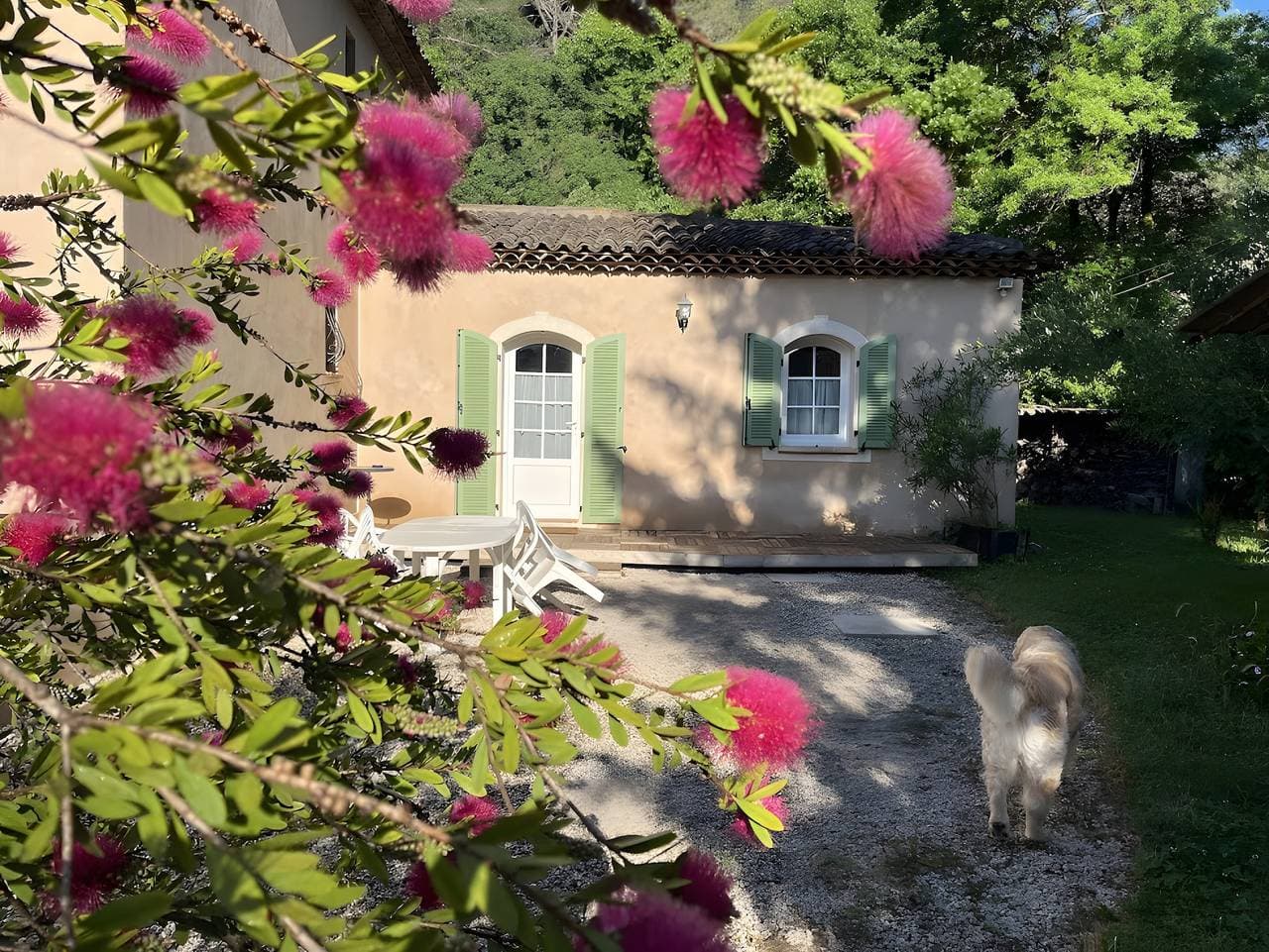 Foto 4 von 24: „Le Bastidon des Oliviers“ mit Gemeinschaftspool, WLAN und Klimaanlage
