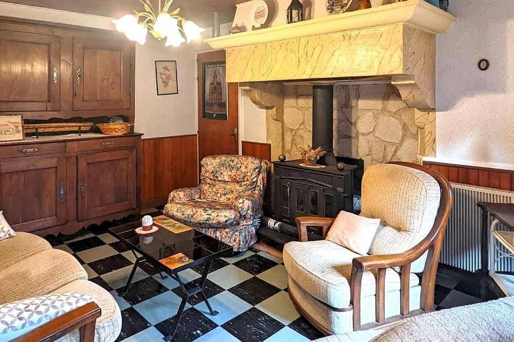 Foto 9 von 24: Charmantes Dorfhaus in Haute-Saône mit Kamin