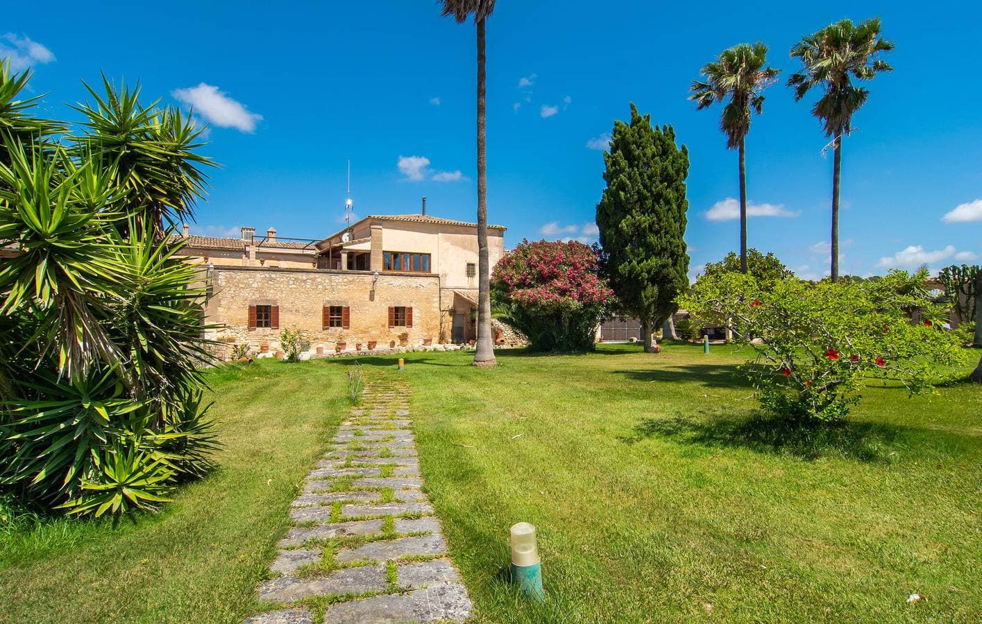 Foto 2 von 52: Gemütliche Wohnung mit Pool, Terrasse und Grill bei Montuïri