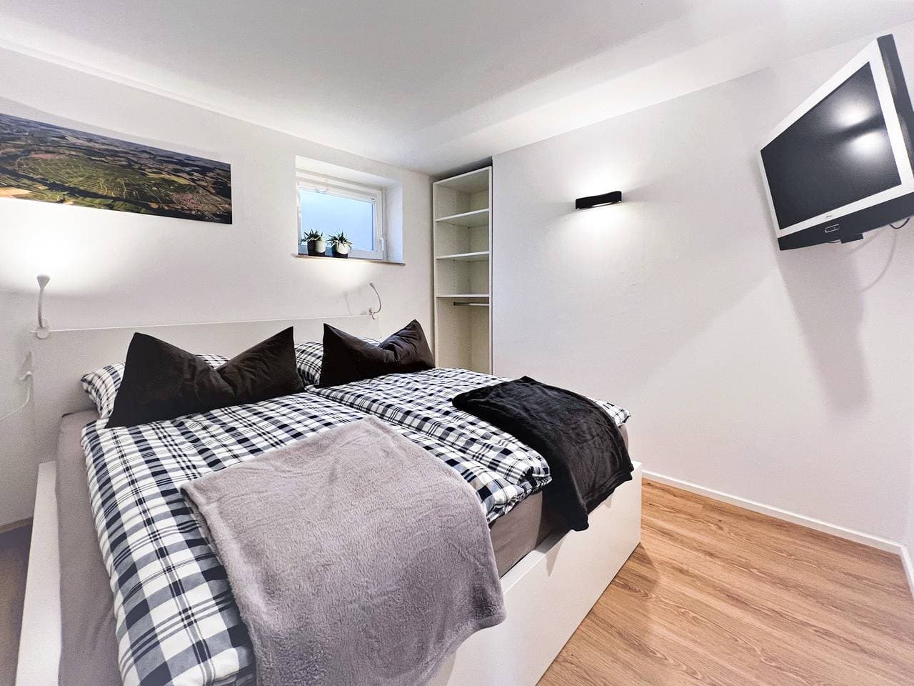 Foto 2 von 8: Ferienwohnung Weininsel - Ferienwohnung (75 qm) mit eigener Terrasse