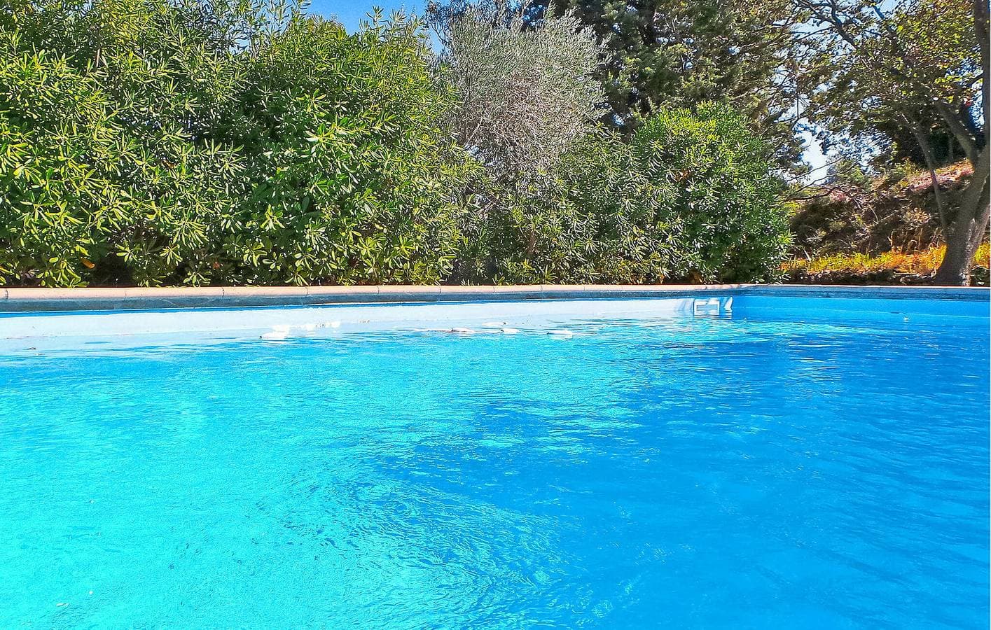 Foto 4 von 41: Mouriès Bergblick Apartment mit Pool & Parkplatz