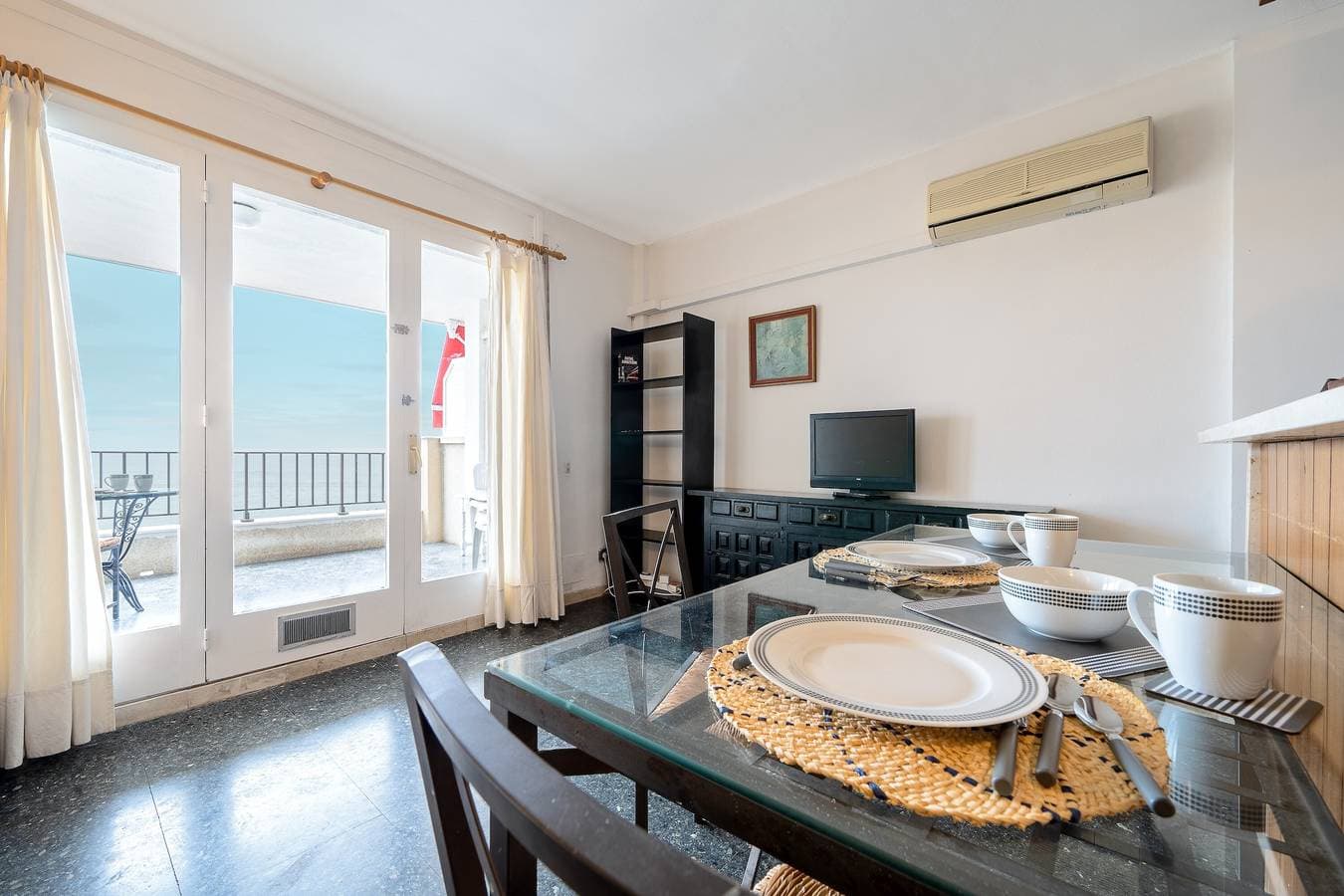 Foto 9 von 18: Ferienapartment 'Apart db' mit Meerblick und Terrasse