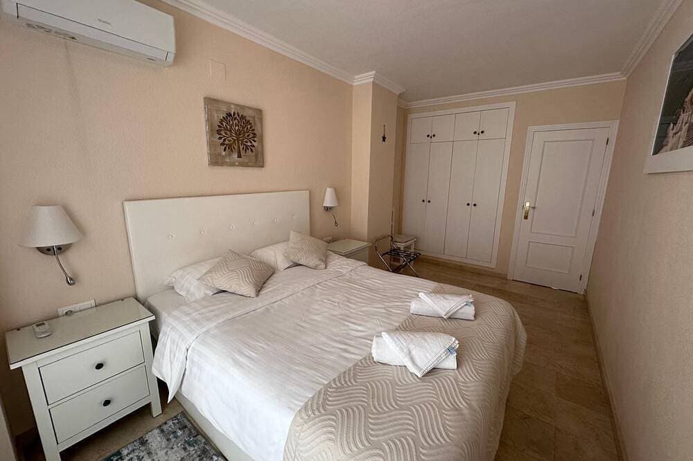 Foto 4 von 17: Romantic flat 3 min from the beach and 1 min from golf course