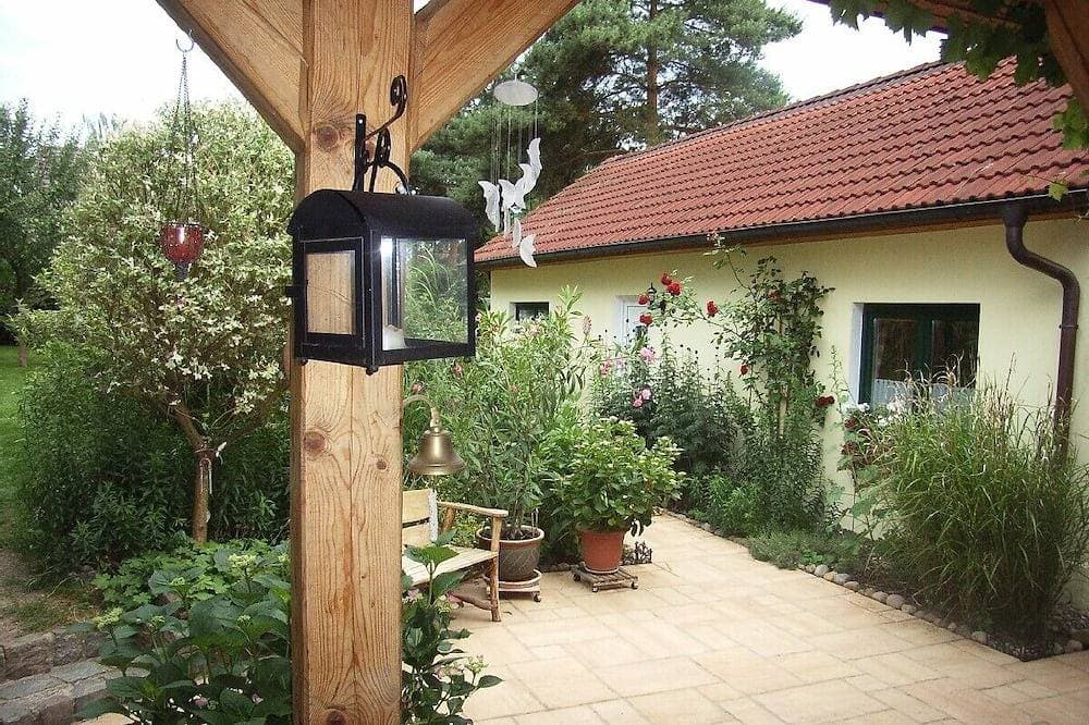 Individuelles 4 *Ferienhaus mit Charme, zentral, ruhig in Seenähe  600m. 1
