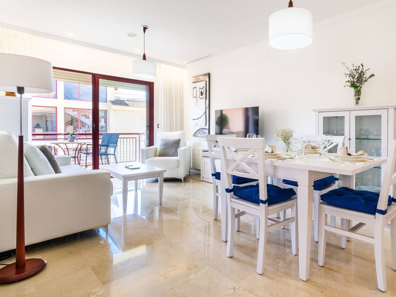 Modernes Apartment in Albir mit Gemeinschaftspool, WLAN, Klimaanlage 1
