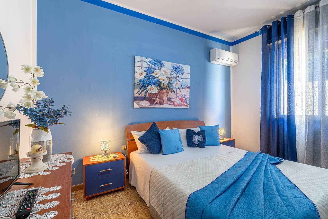 Foto 8 von 28: Ferienwohnung "La Casa Blu" mit Privater Terrasse und Gemeinschafsgarten