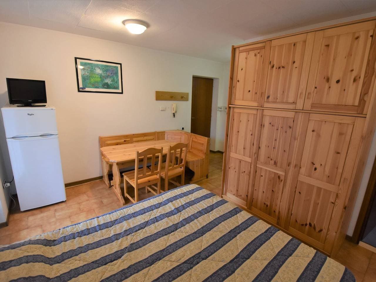 Foto 6 von 30: Apt 8