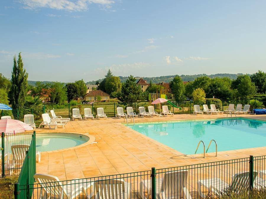 Foto 9 von 29: Résidence Goélia Le Hameau de la Vézère - Ferienhaus 4 personen - 2 Zimmer 4 Personen