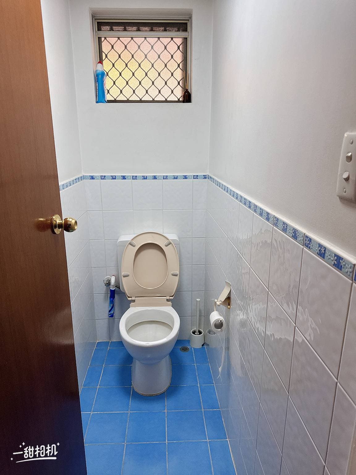 Foto 10 von 11: Gemütliches Zimmer in Flughafennähe