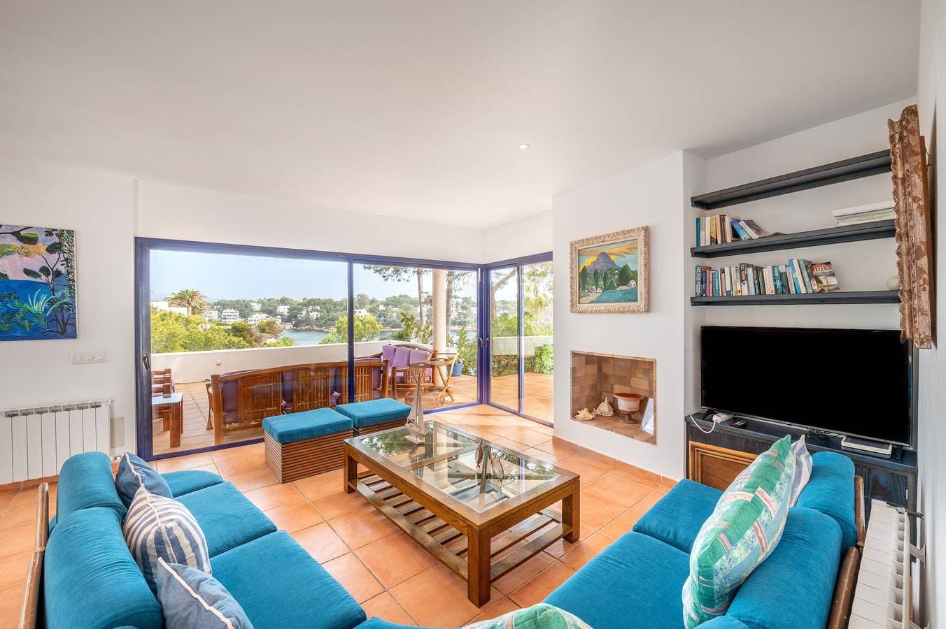 Foto 5 von 26: Moderne Villa in erster Reihe "Sa Caleta" mit Zugang zum Strand
