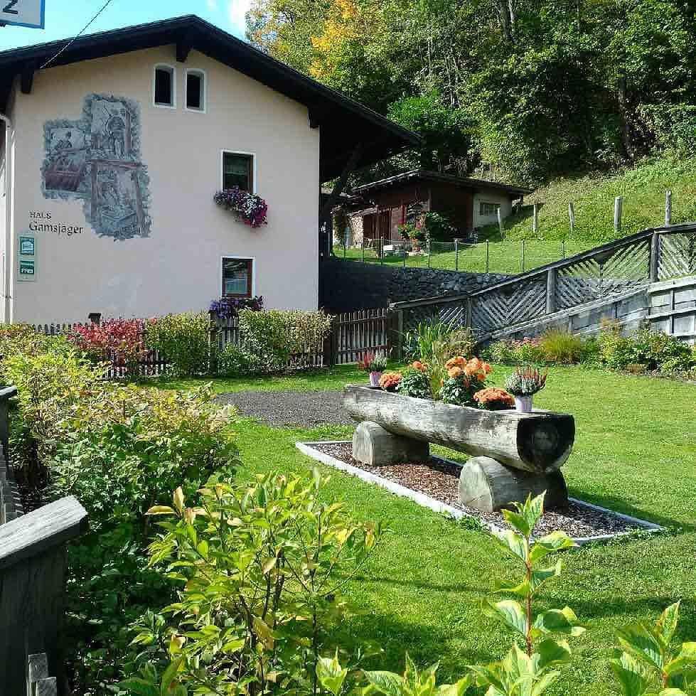 Foto 2 von 12: 4-Bettzimmerappartement mit fl. Wasser "Hochkeil"