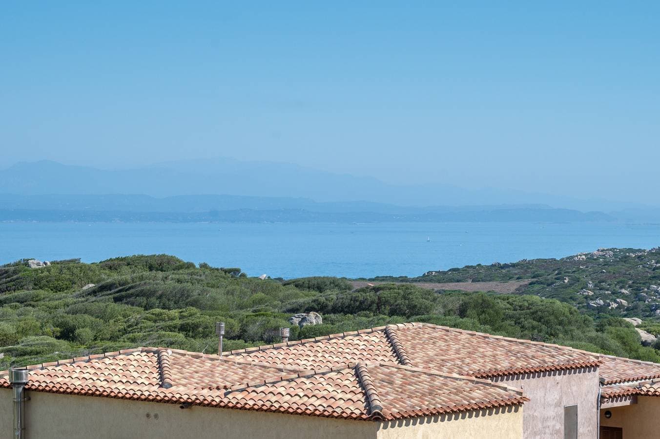 Foto 4 von 26: Ferienwohnung "Stella Maris" mit Meerblick, Gemeinschaftspool und privater Terrasse