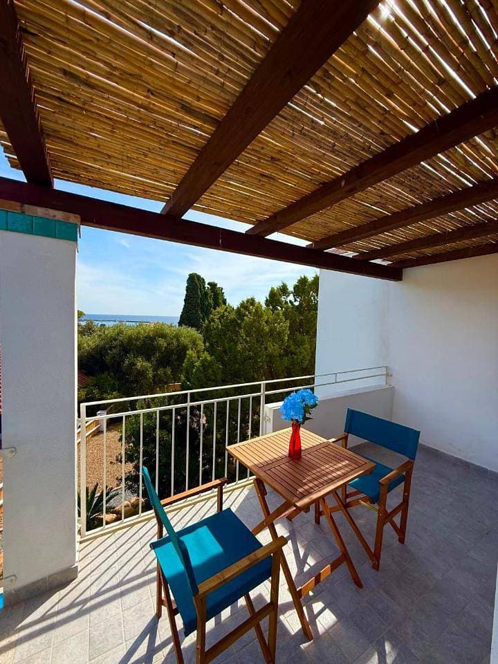 Foto 6 von 24: Apartment with terrace and sea view