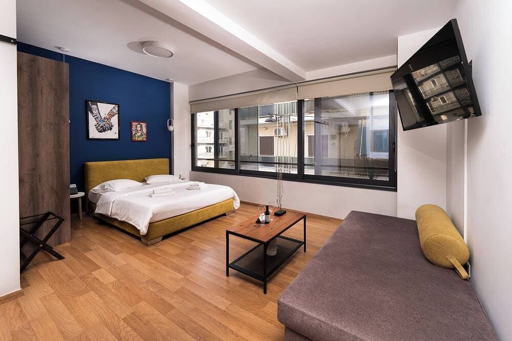 Athens luxury suite 38sq 1